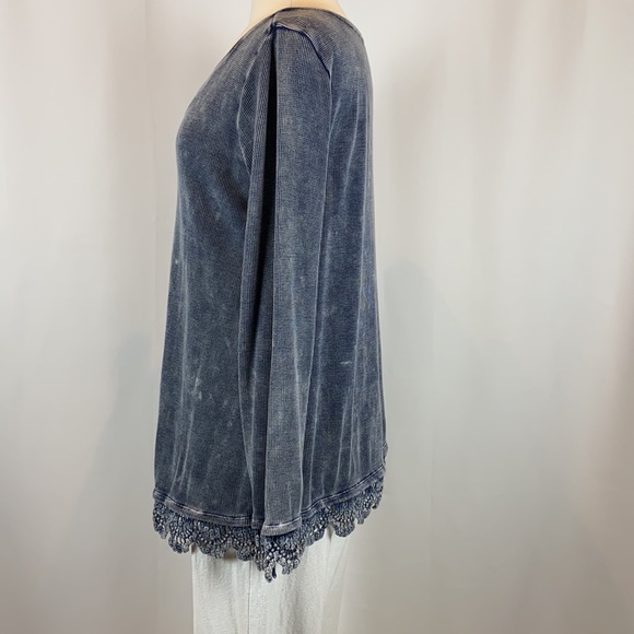 Soft Surroundings Washed Indigo Tunic with Lace Trim - Picture 4 of 8